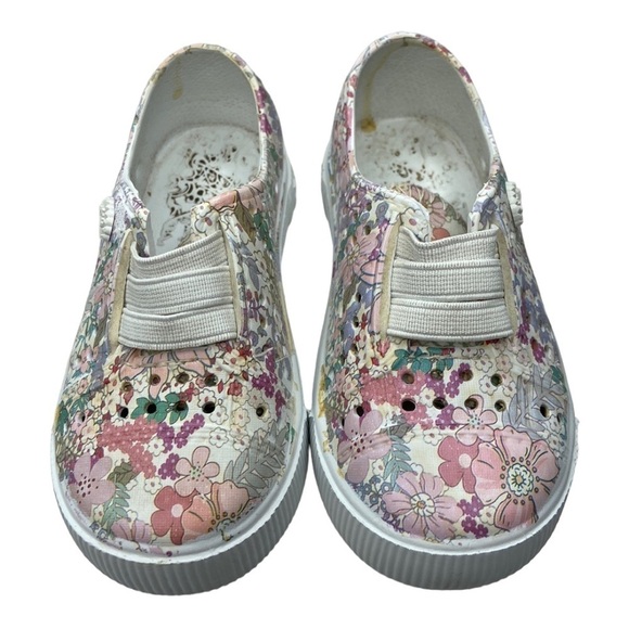 Blowfish Malibu Girls Floral Perforated Slip On Water Sneakers Toddler Size 5T - Picture 9 of 12